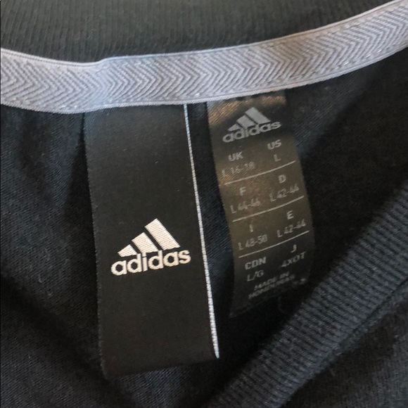 Adidas top - Picture 2 of 2